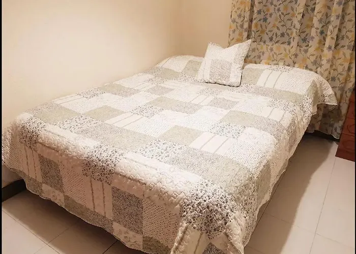Private Room With Shared Bathroom